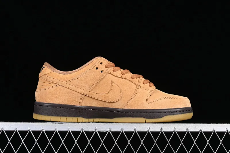 All Categories Nk SB Dunk Series Nk SB Dunk Low Low-top sneakers Nk SB Dunk Low Pro Wheat color Falling yellow low-top sports skateboard shoes BQ6817-204
